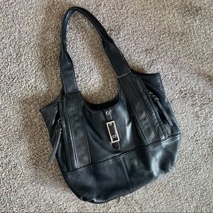 B. Makowsky handbag in great condition